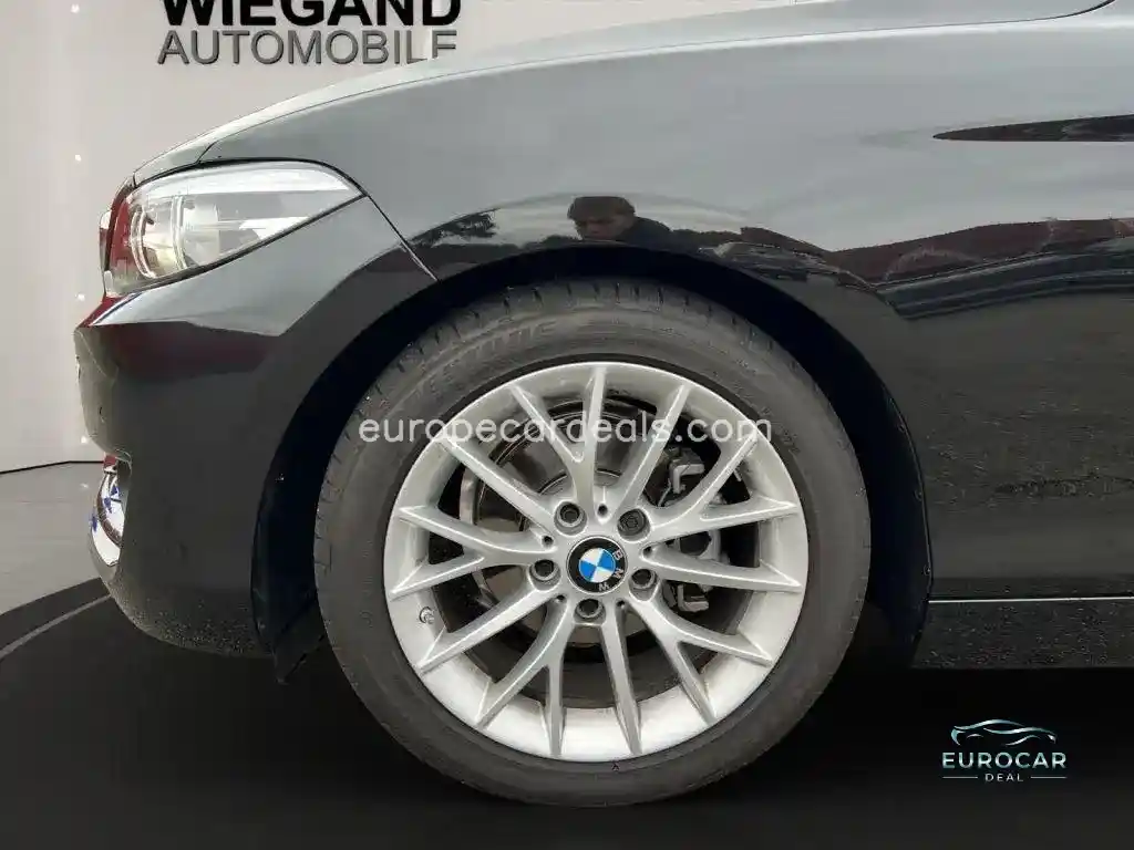 BMW 218