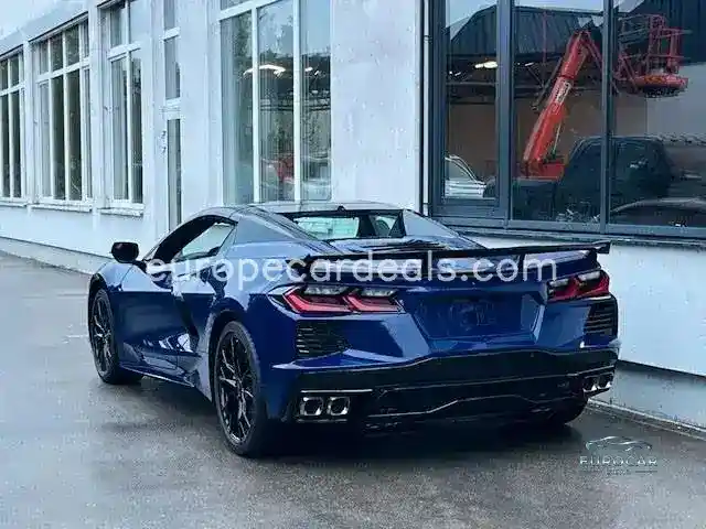Corvette C8