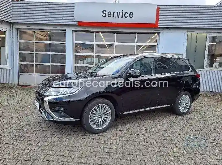Mitsubishi Plug-in Hybrid Outlander