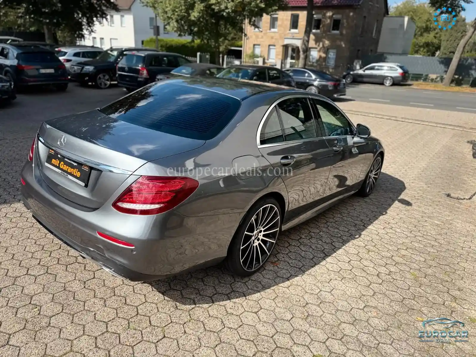 Mercedes-Benz E 200