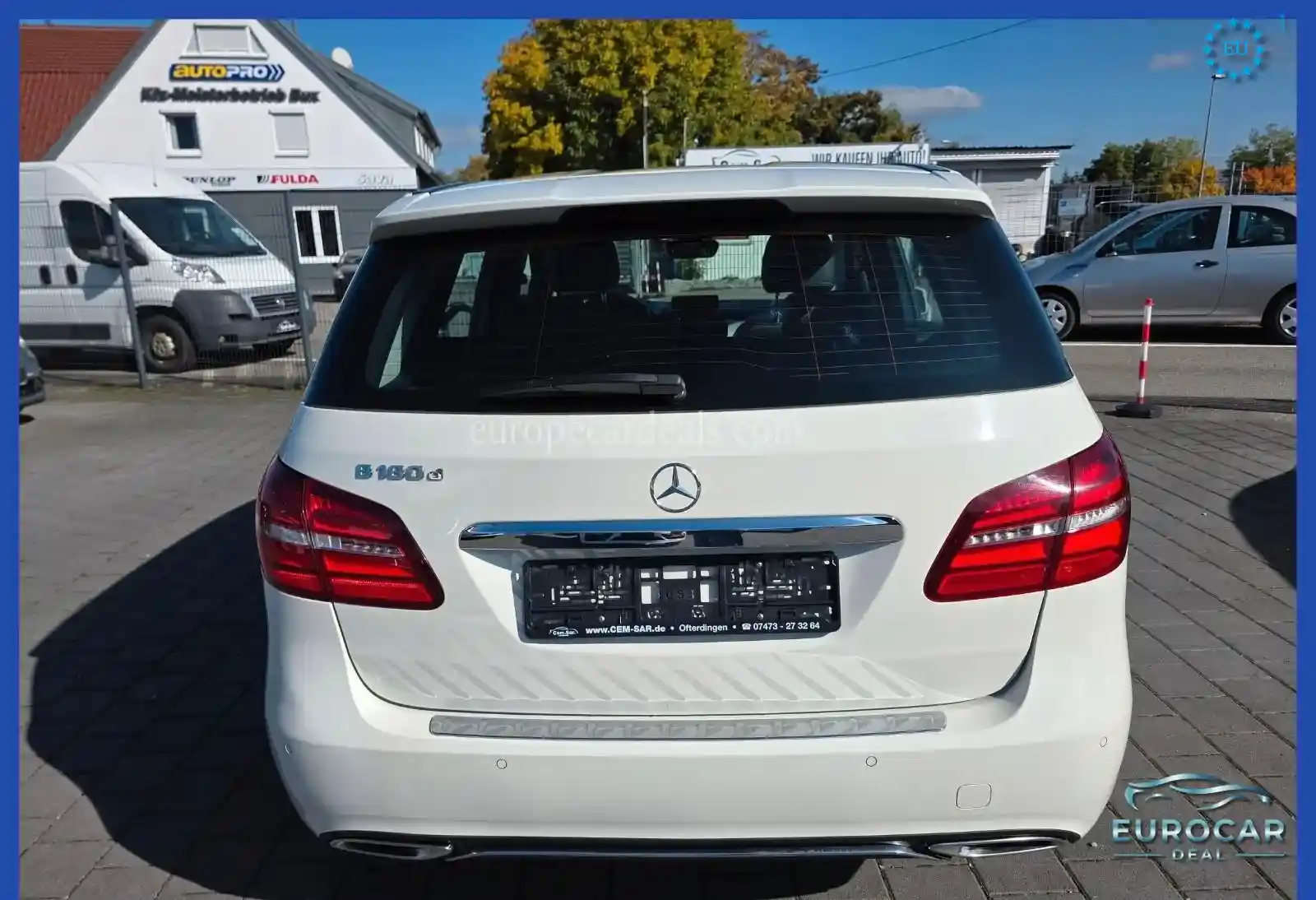 Mercedes-Benz B 180