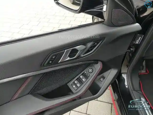 BMW 128