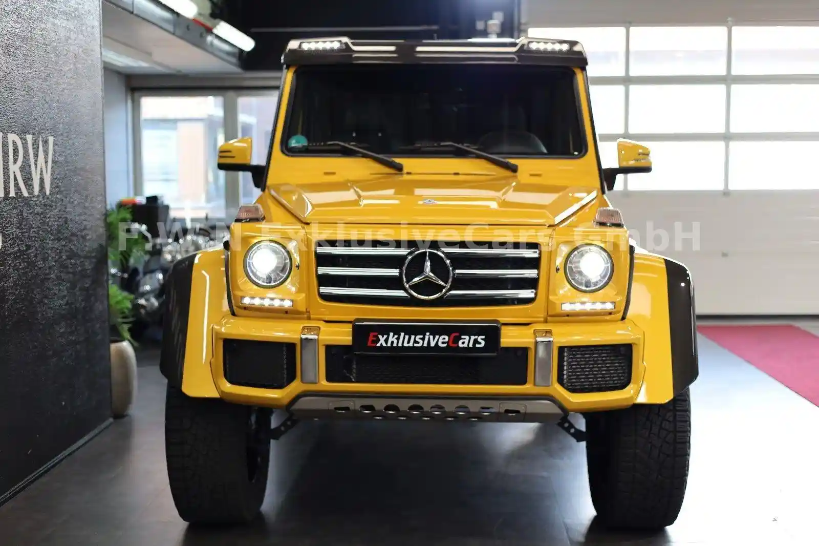 Mercedes-Benz G 500