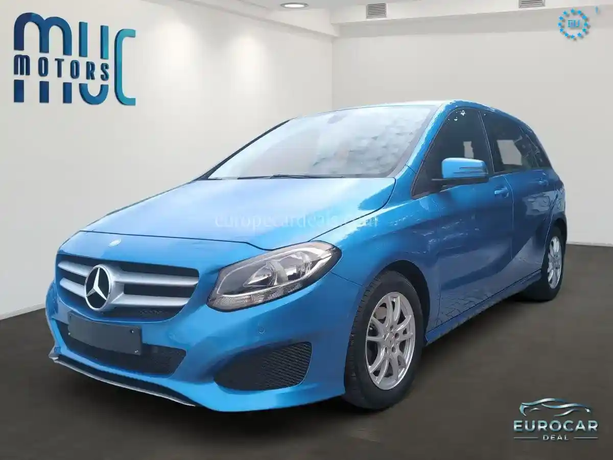 Mercedes-Benz B 220