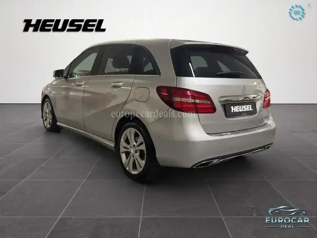 Mercedes-Benz B 200