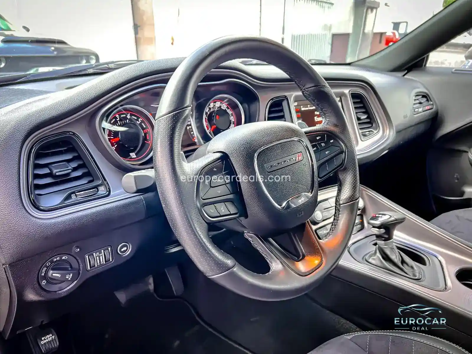 Dodge Challenger