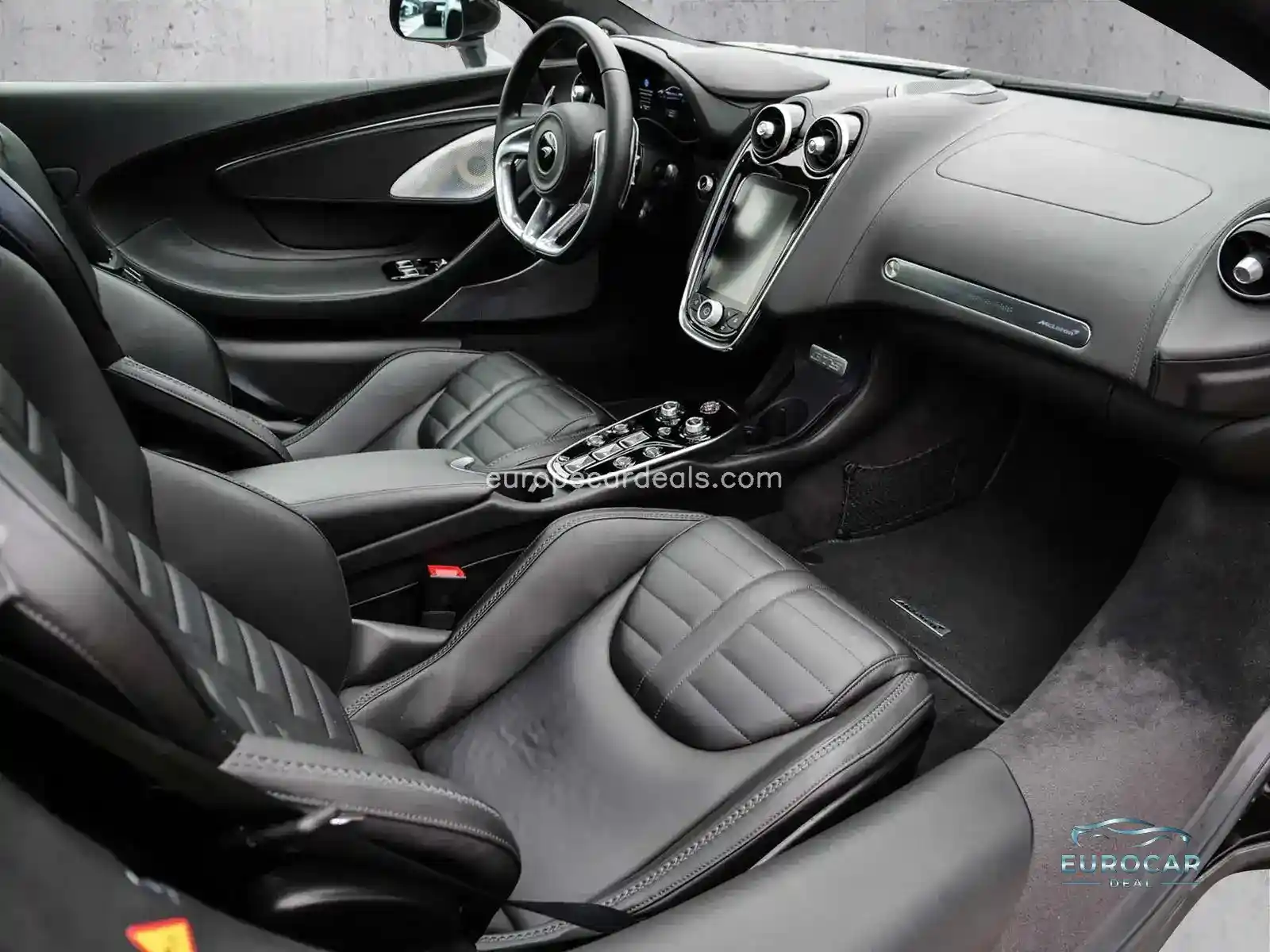 McLaren GTS