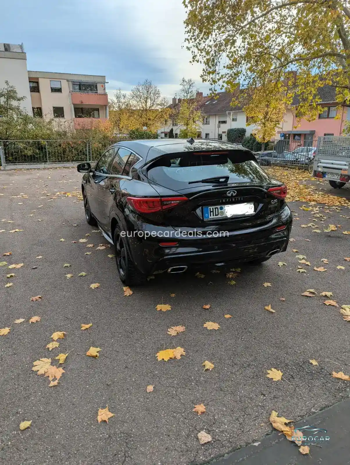 Infiniti Q30