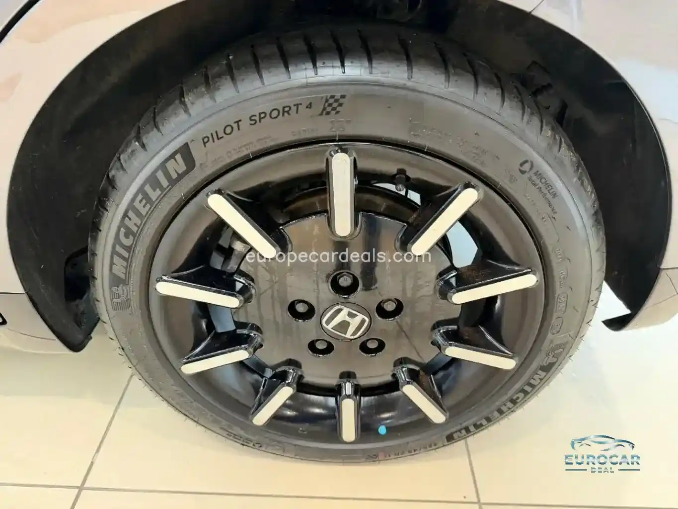Honda e