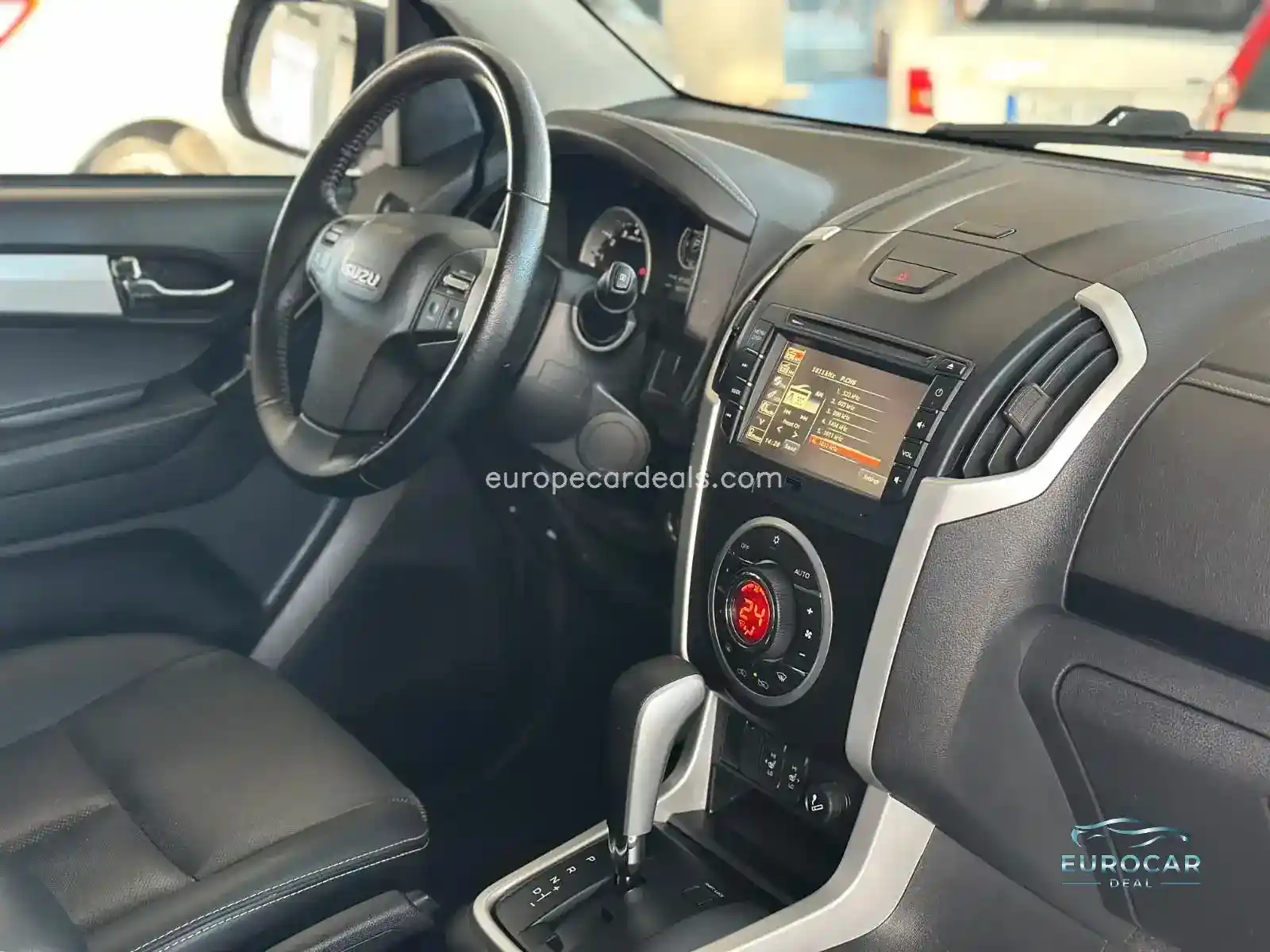 Double Cab 4WD LS AUTOMATIK KAMERA AHK