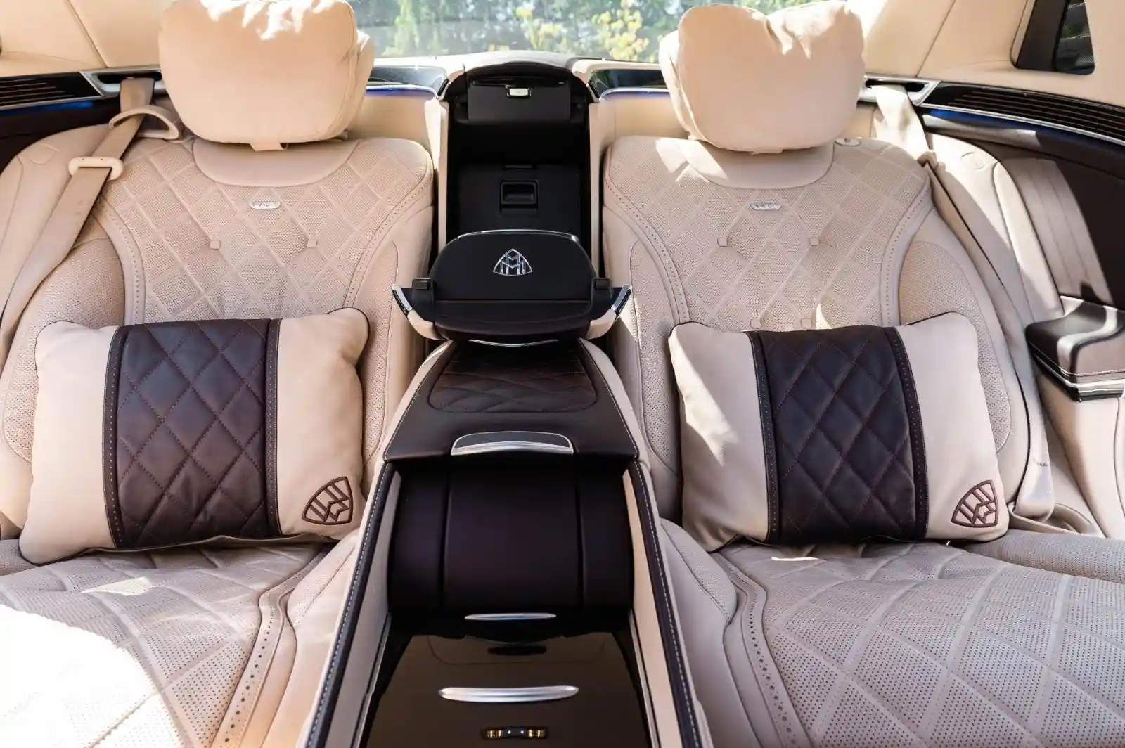 Mercedes-Benz S 600