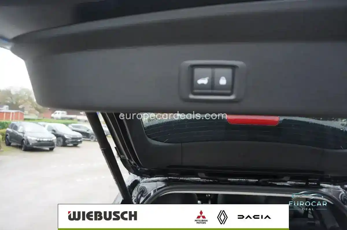 Mitsubishi Plug-in Hybrid Outlander