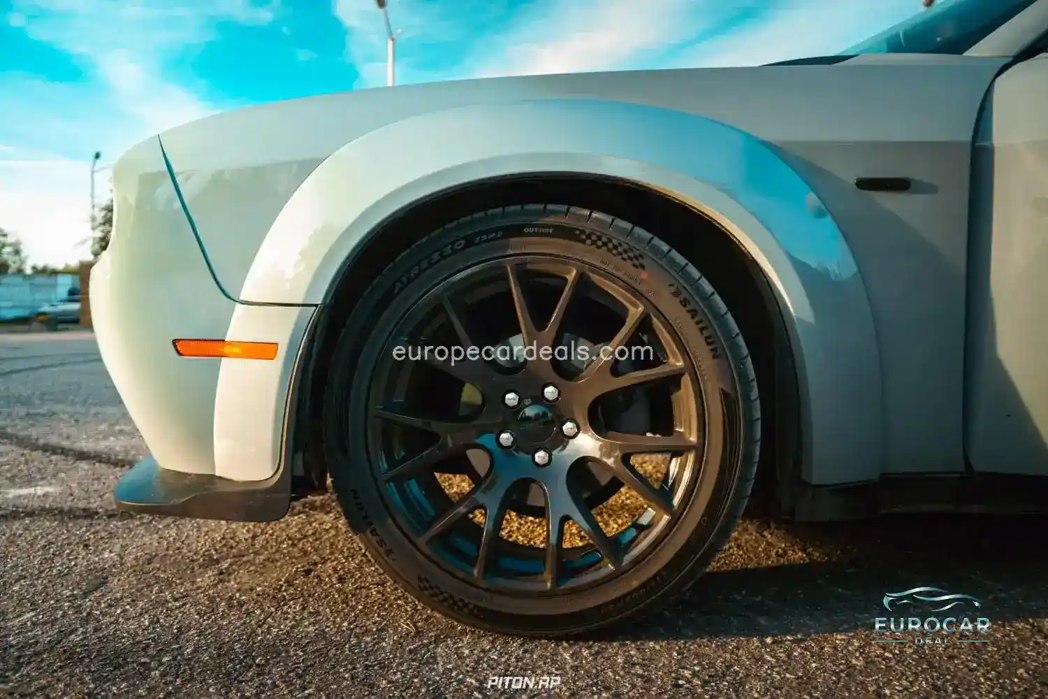 Dodge Challenger