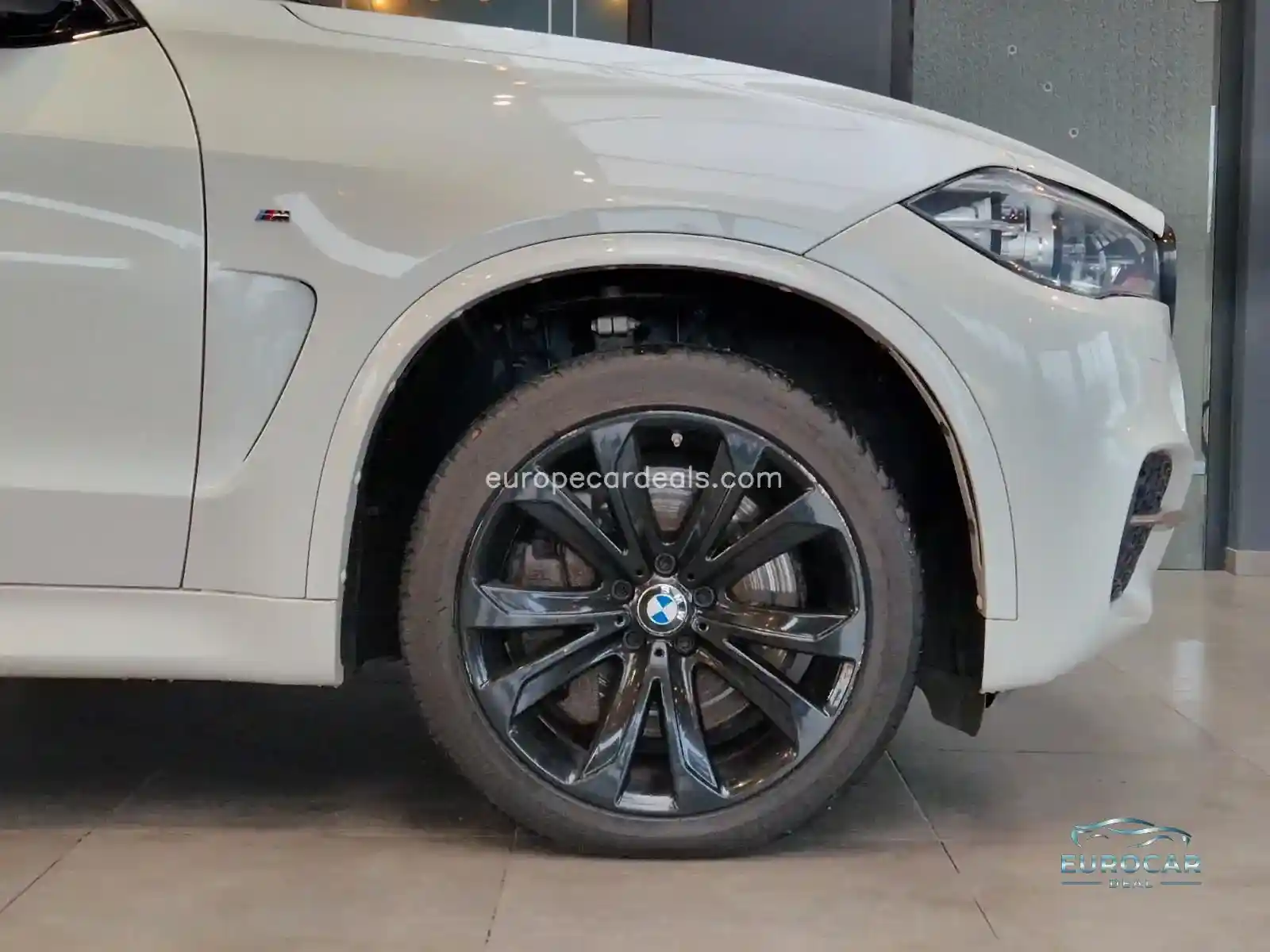 BMW X5 M50