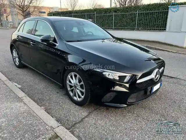 Mercedes-Benz A 180