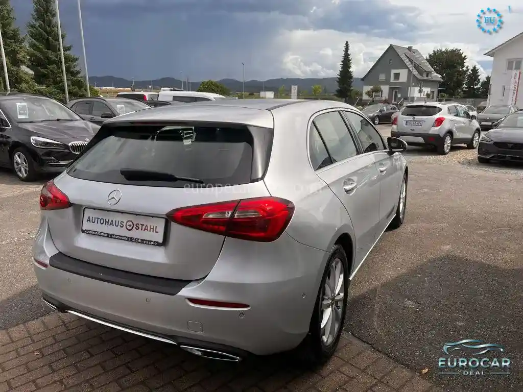Mercedes-Benz A 200
