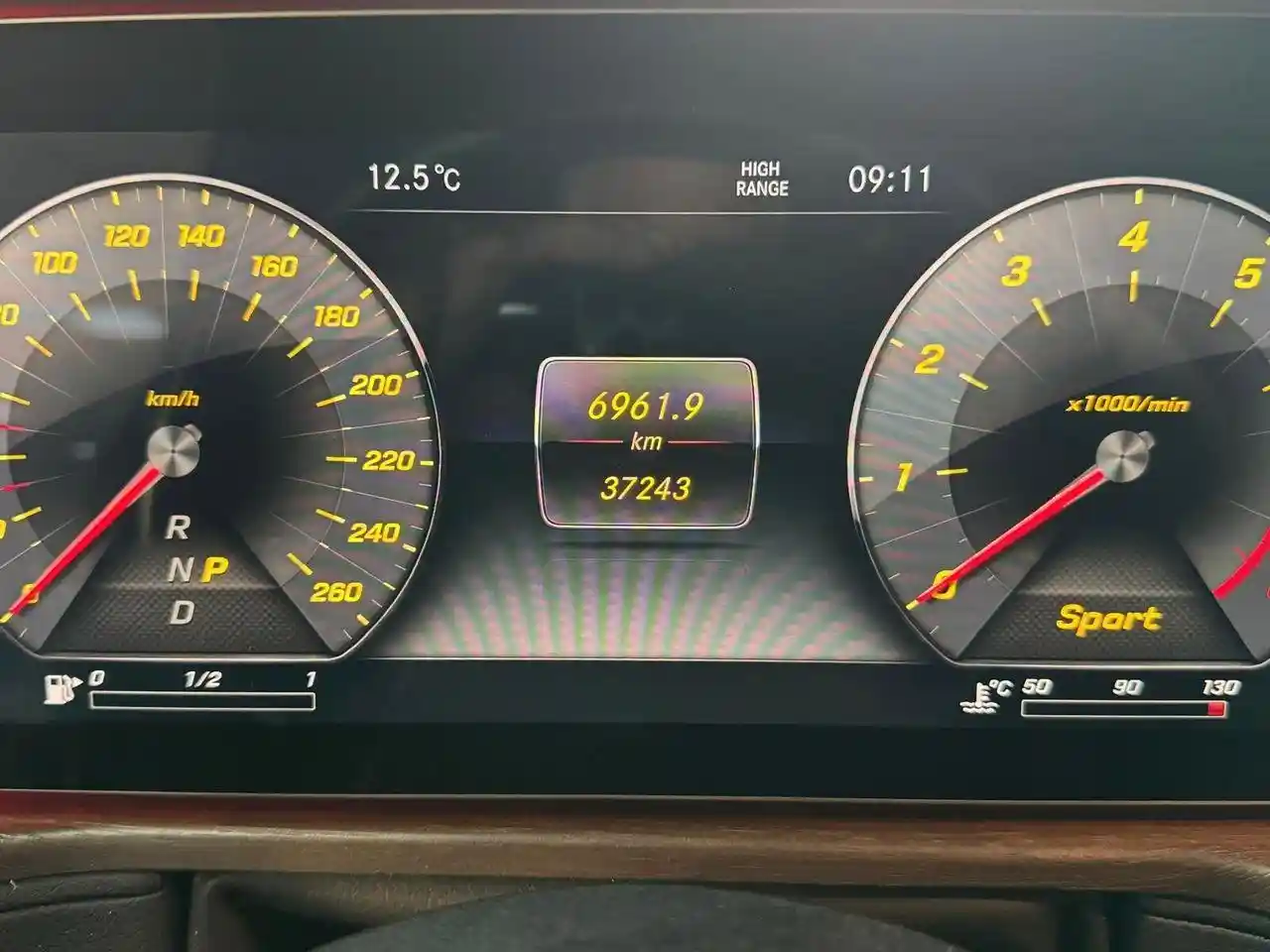 Mercedes-Benz G 500