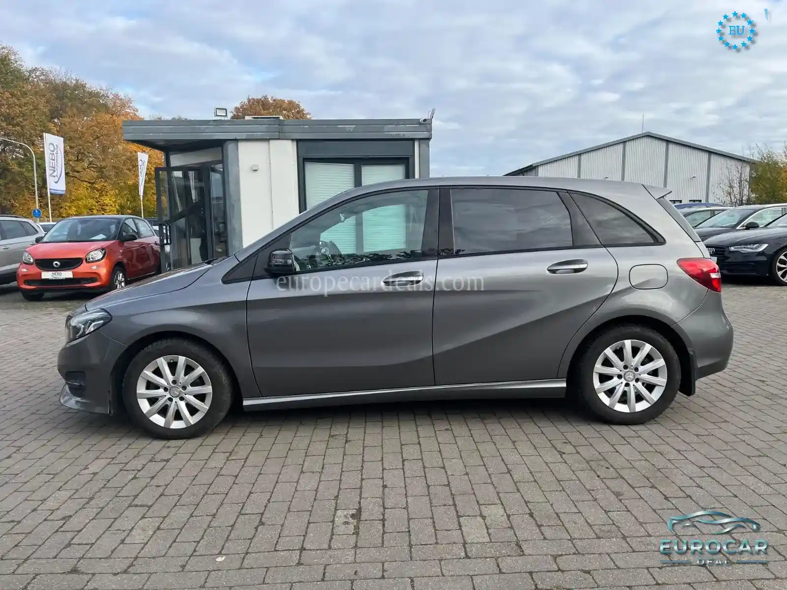 Mercedes-Benz B 180
