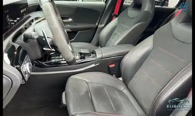 Mercedes-Benz A 45 AMG