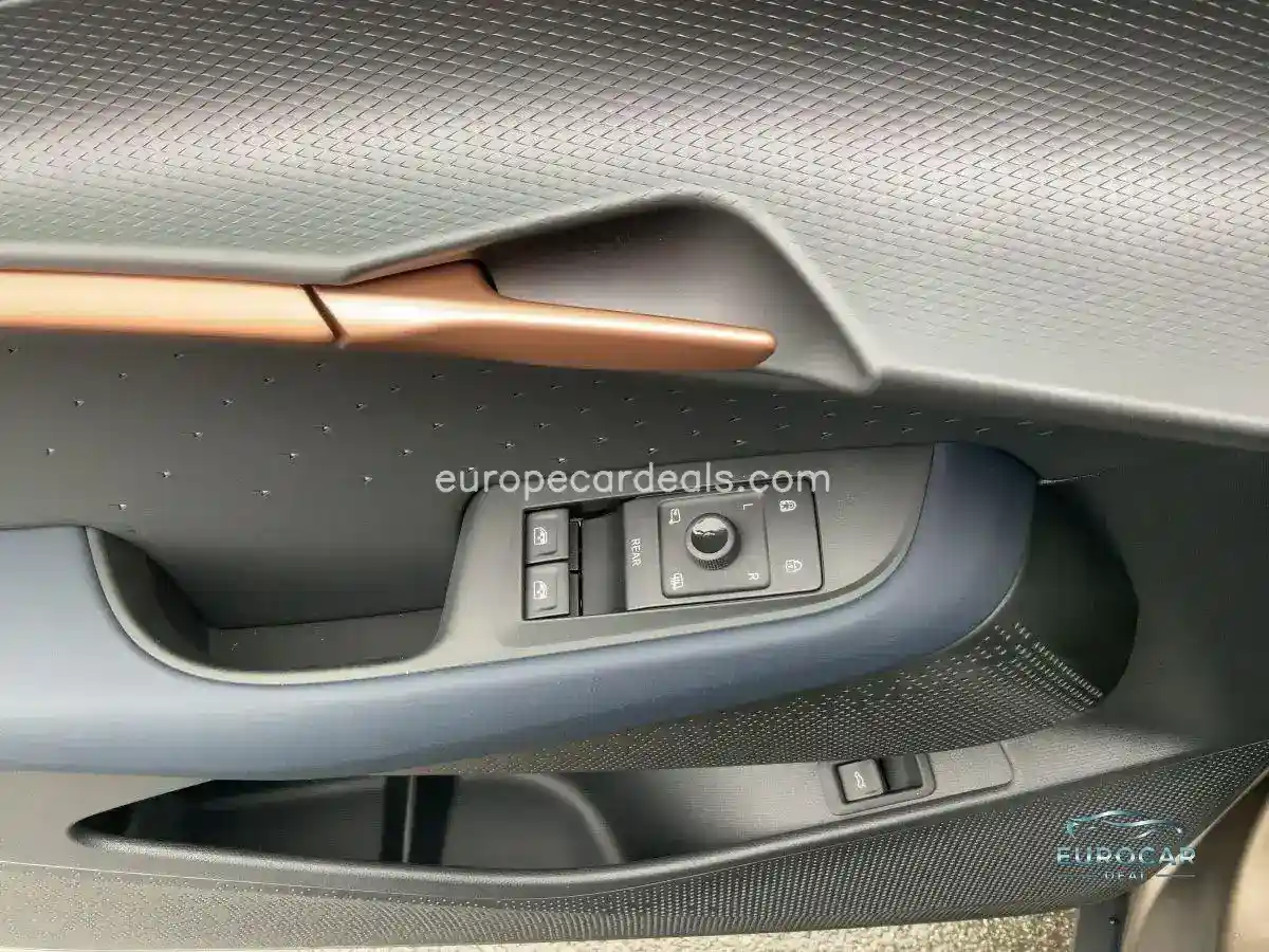 Cupra Tavascan