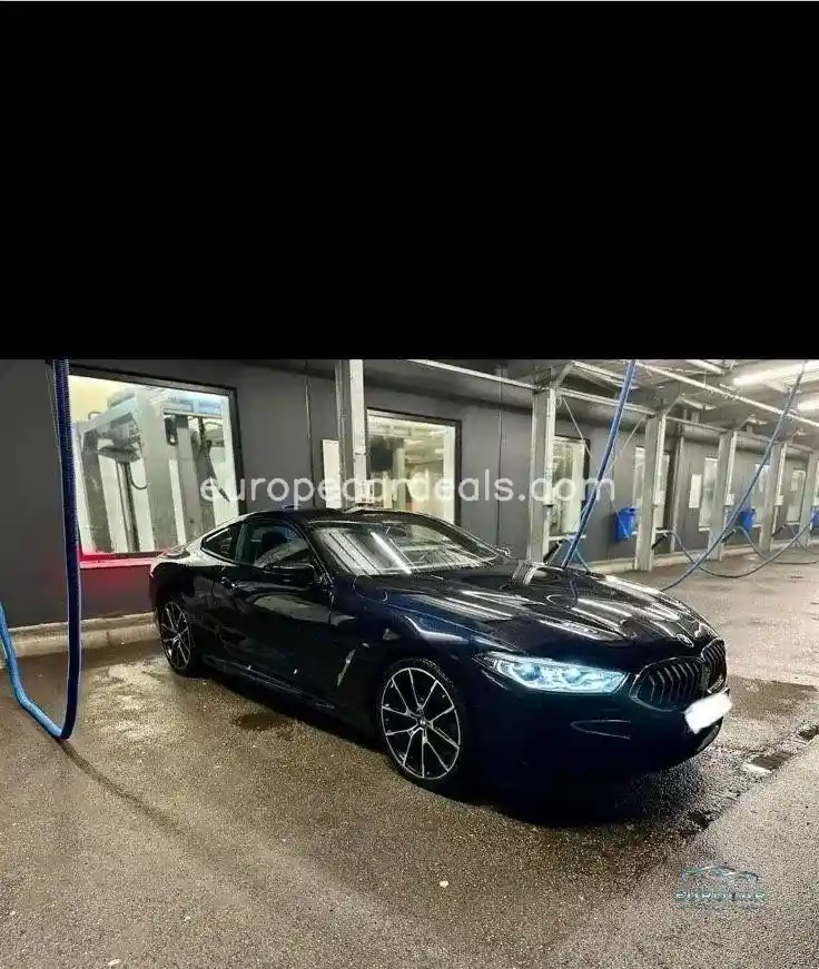 BMW 840