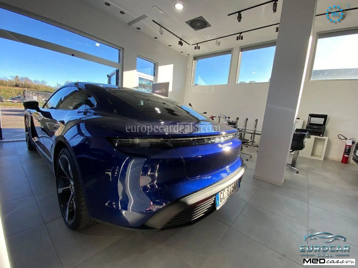 Porsche Taycan