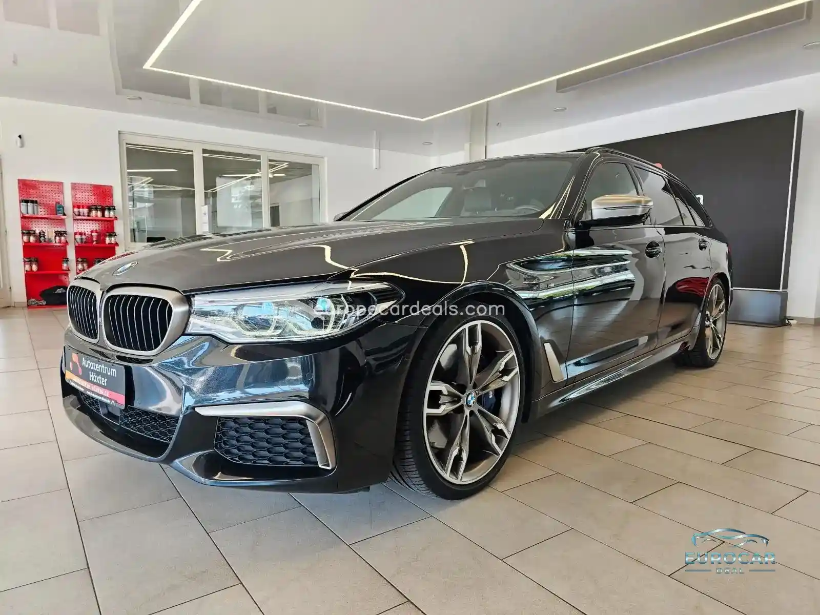 BMW M550