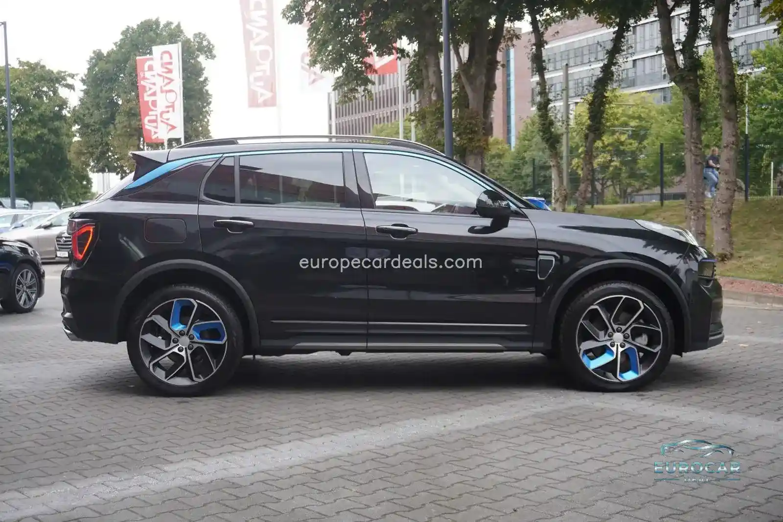 Lynk&Co 01