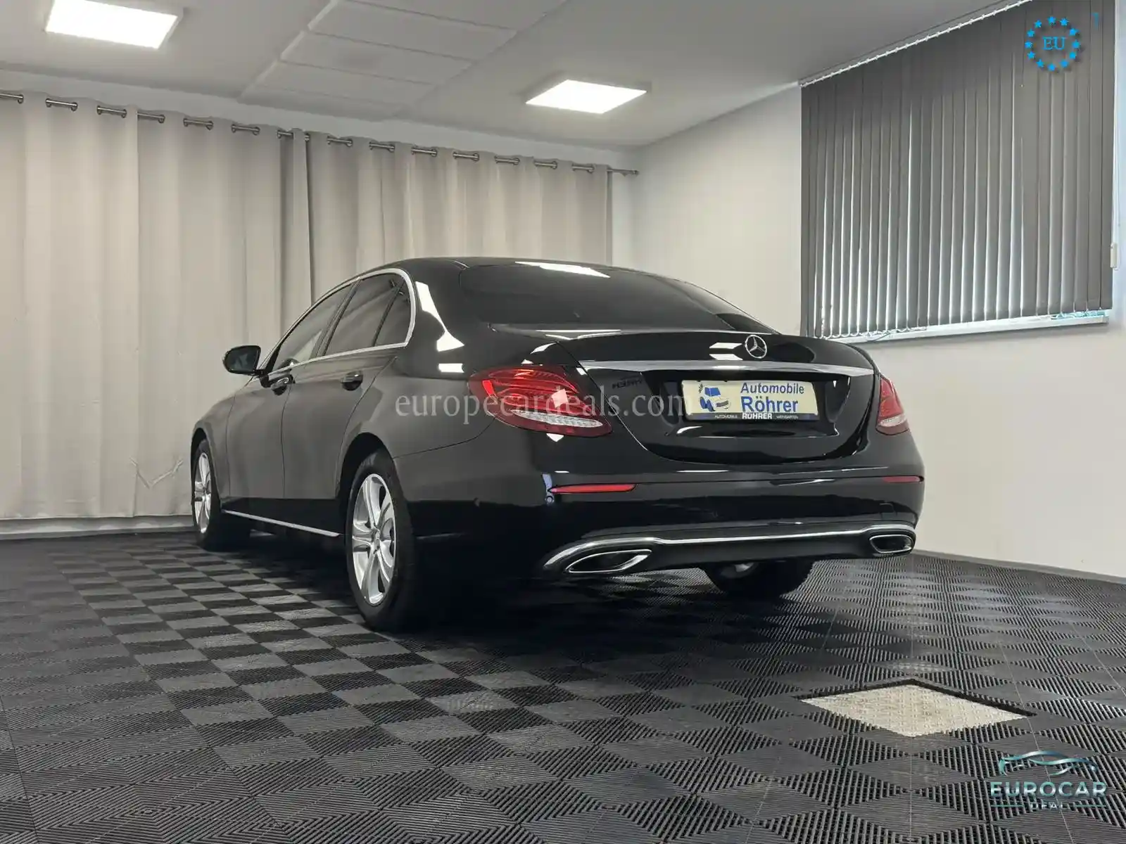 Mercedes-Benz E 200