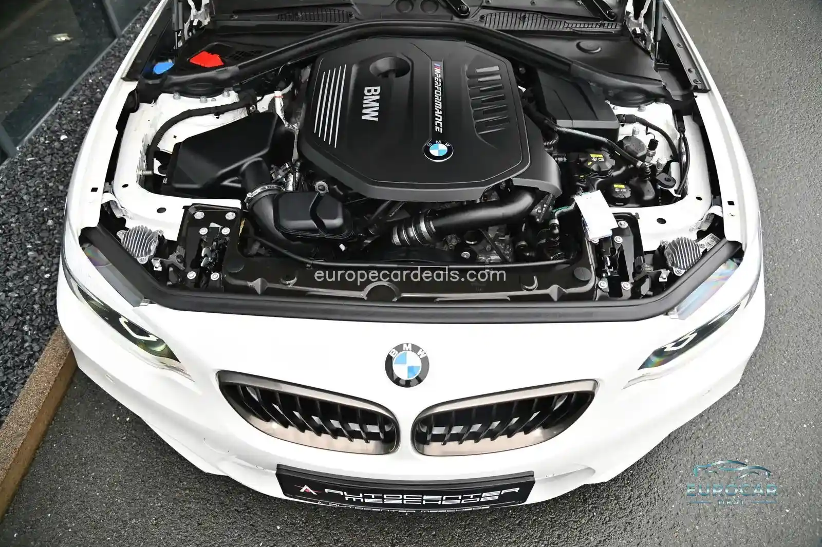 BMW M240i
