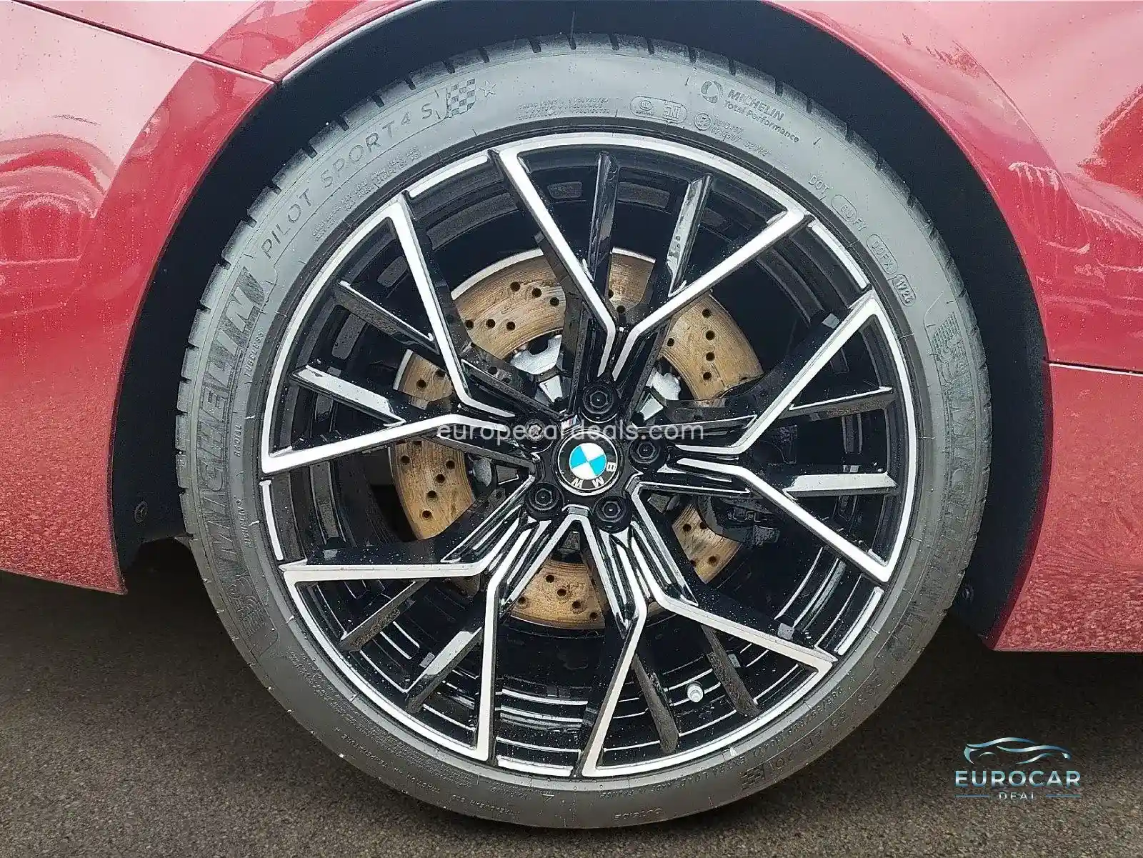 BMW M8