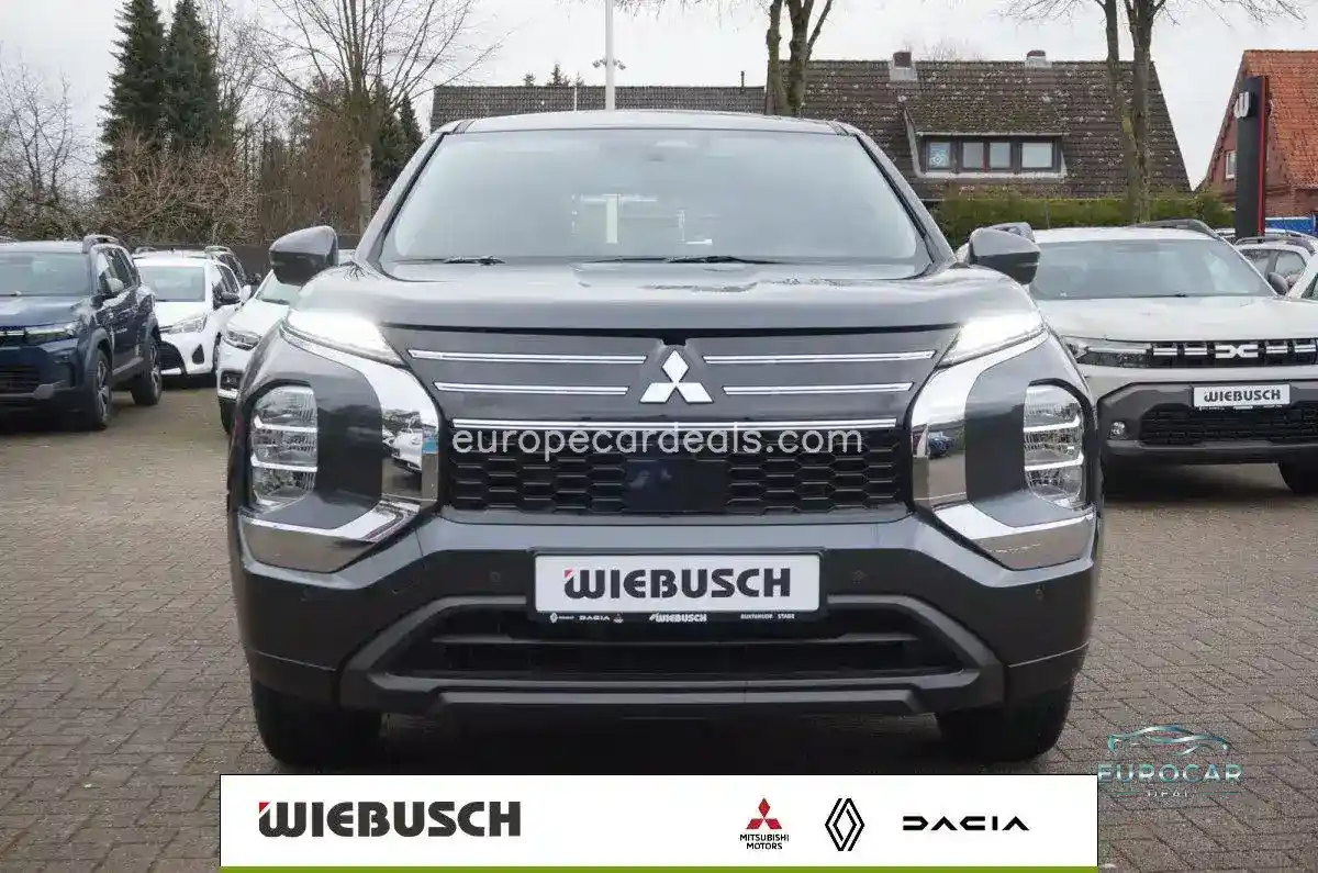 Mitsubishi Plug-in Hybrid Outlander