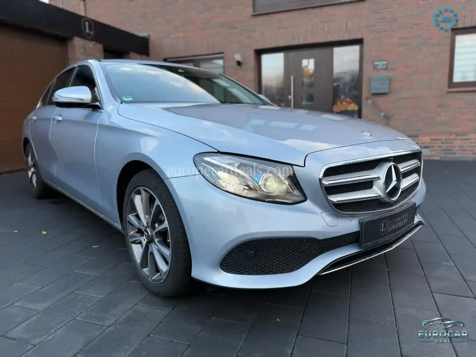 Mercedes-Benz E 200