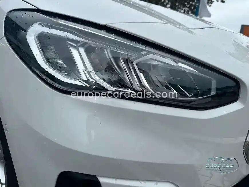 BMW 220