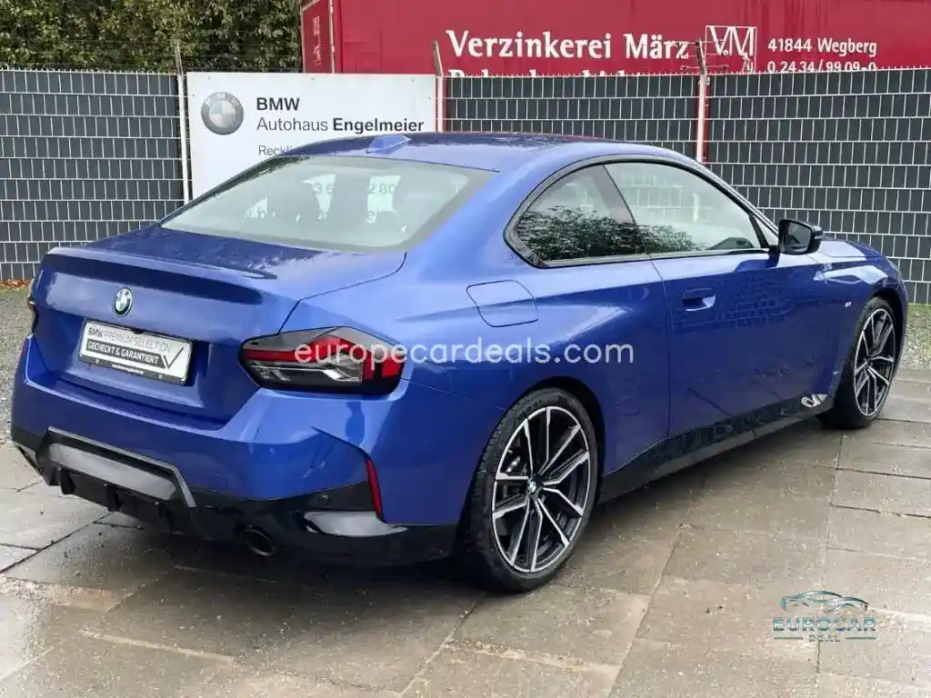 BMW 218