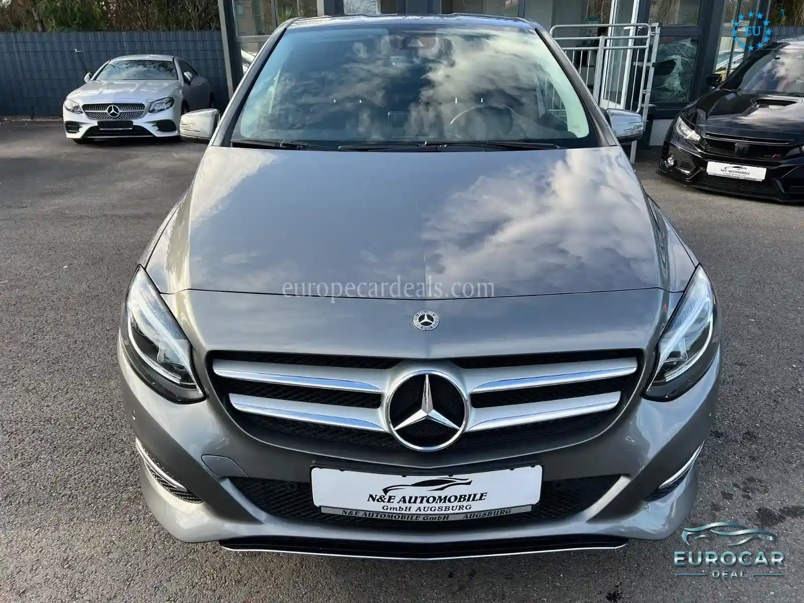 Mercedes-Benz B 220