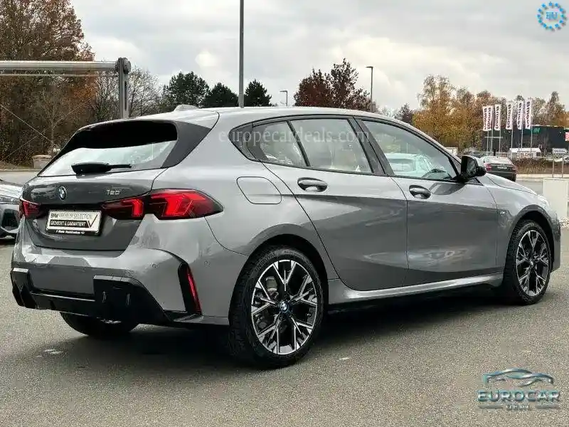 BMW 120