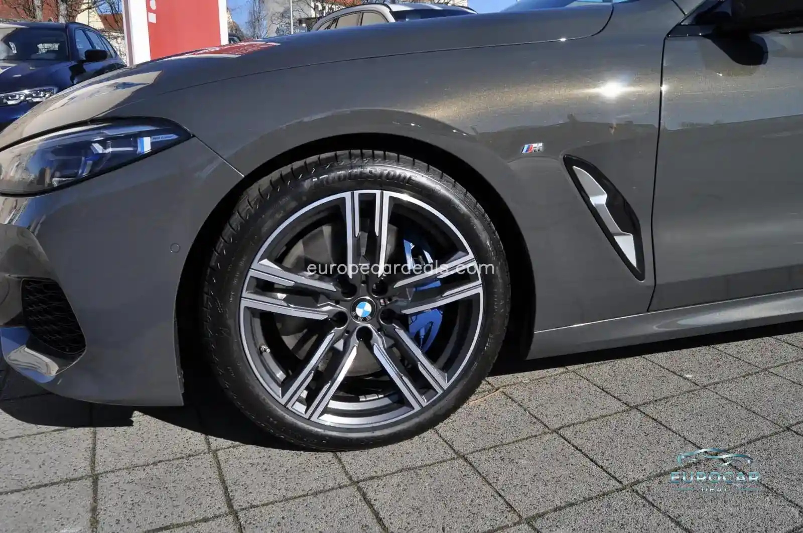 BMW 840
