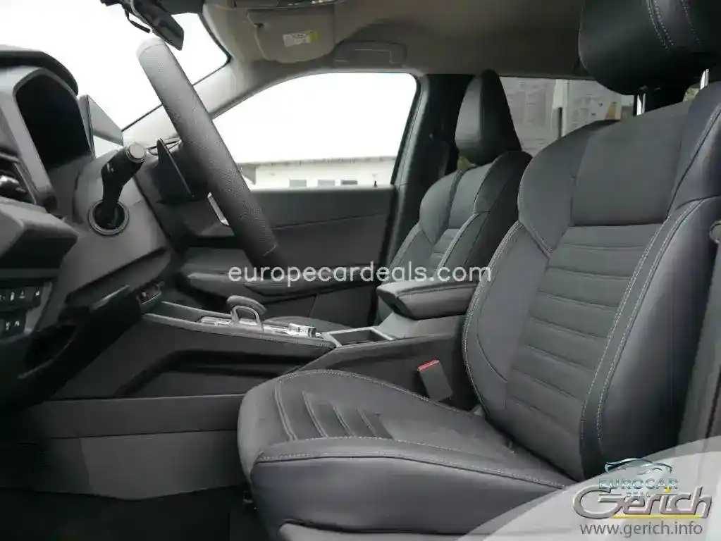 Mitsubishi Plug-in Hybrid Outlander