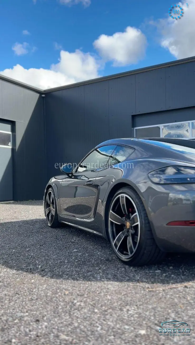 Porsche Cayman