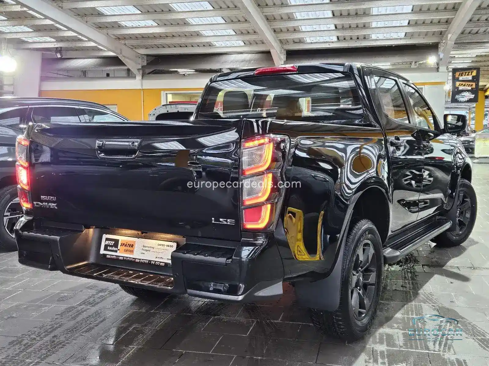 1,9D DoubleCab 4×4 Exclusive Leder LED …