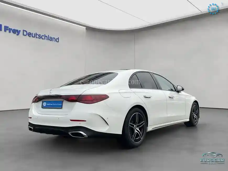 Mercedes-Benz E 200