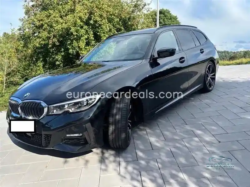 BMW 330