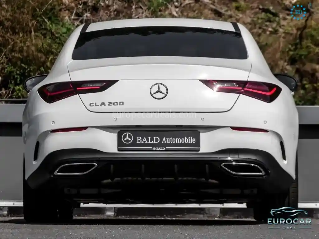 Mercedes-Benz CLA 200