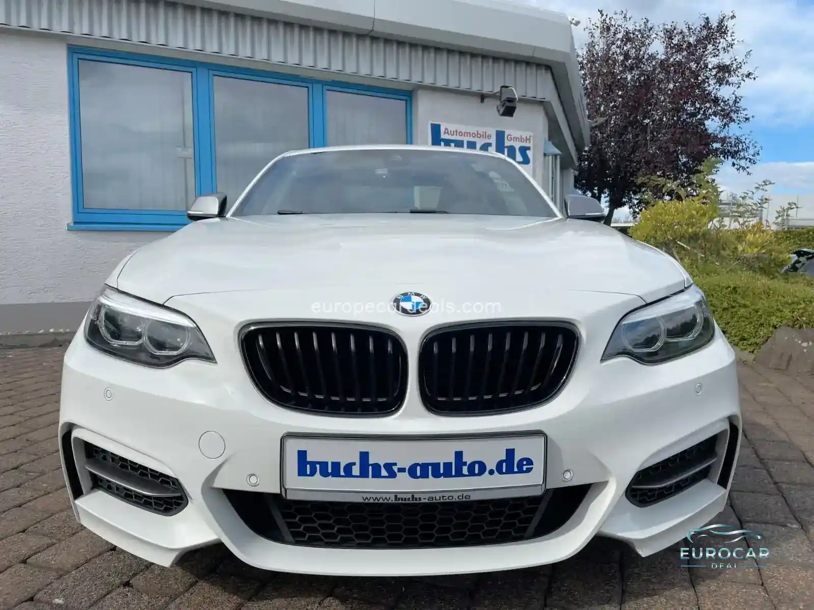 BMW M240i