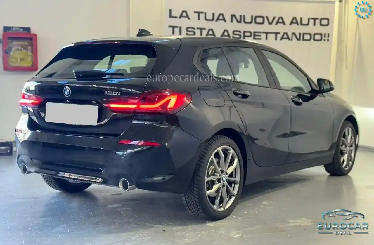 BMW 120