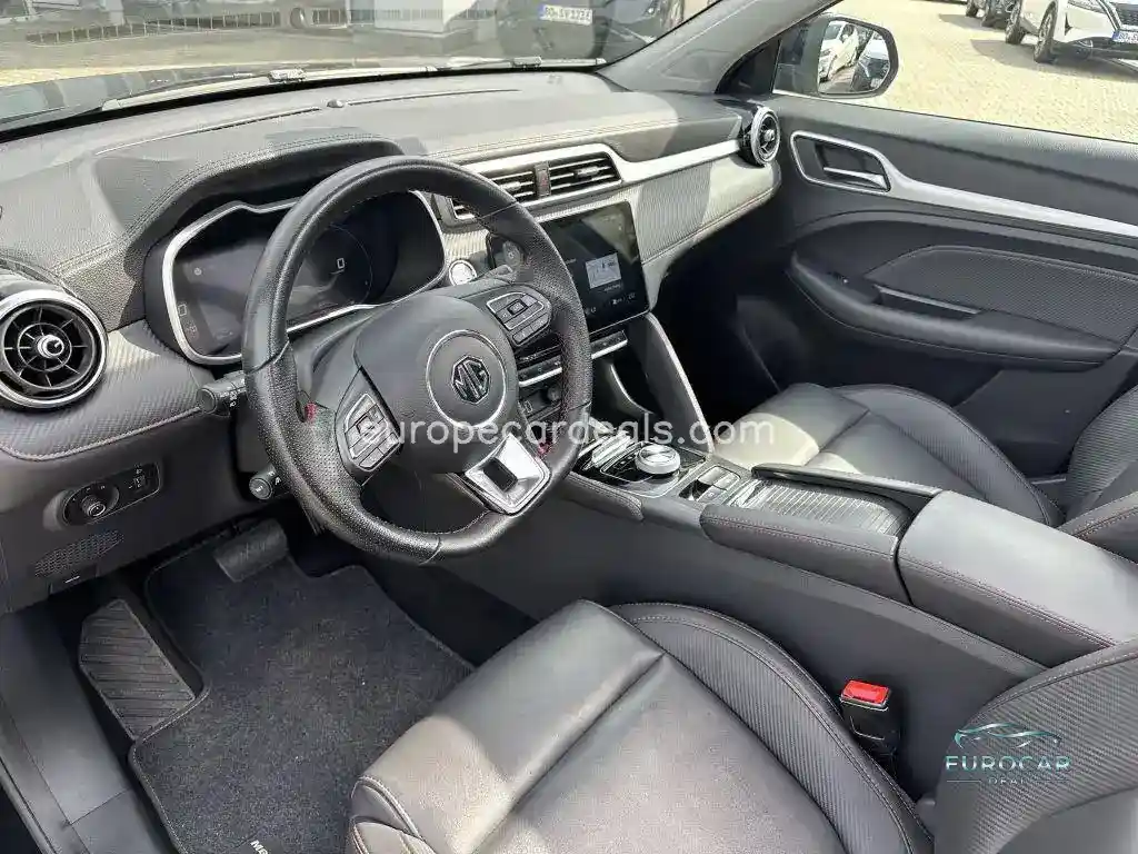 MG ZS