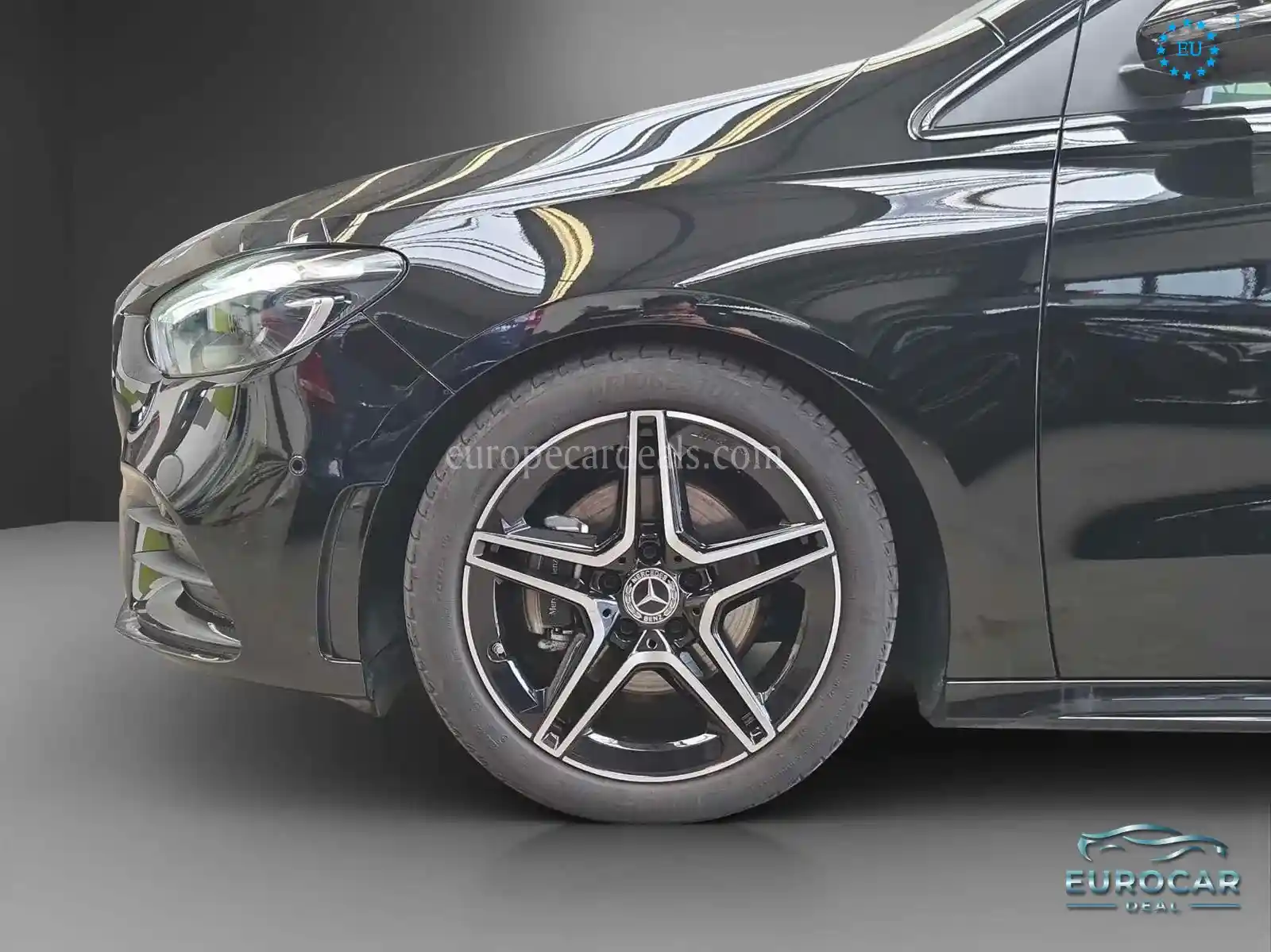 Mercedes-Benz B 200