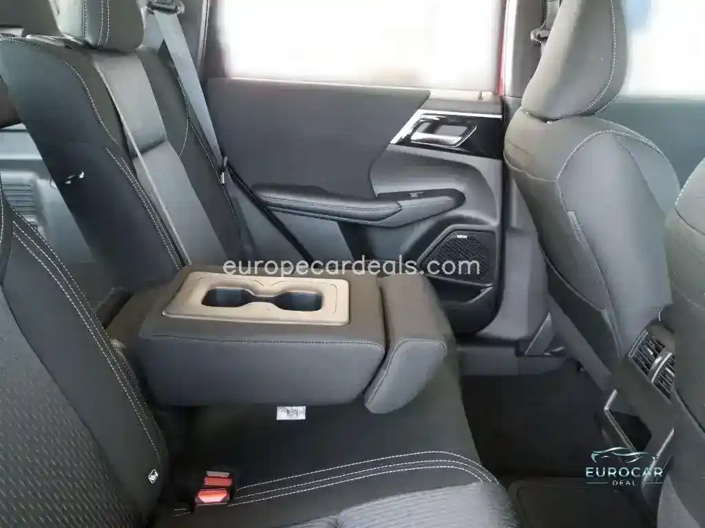 Mitsubishi Plug-in Hybrid Outlander