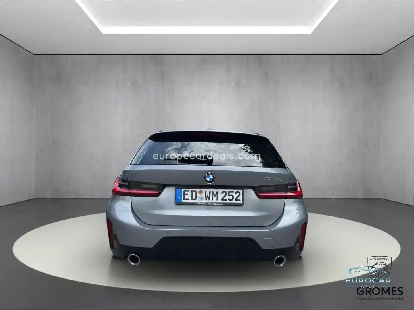 BMW 330